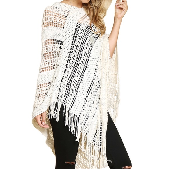 Brand New Chic Cream Boutique Crochet Poncho - Picture 2 of 6